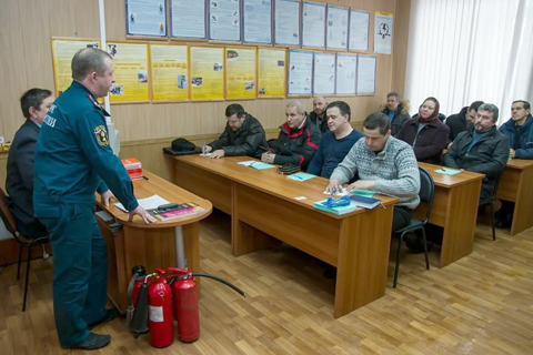 Специалист по проведению противопожарного инструктажа